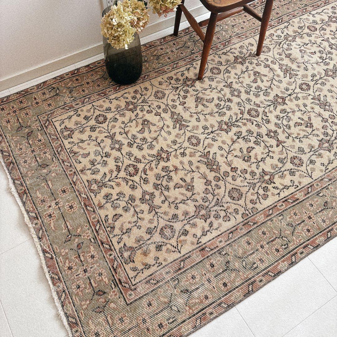 hyokoさま専用トルコ　ヴィンテージラグ　グリーン　ベージュ　フローラル