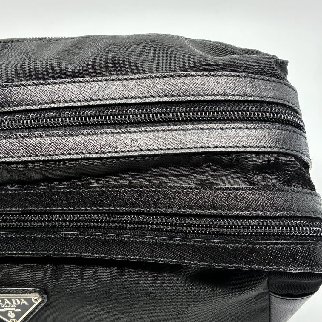 PRADA プラダ 黒 ブラック セカンドバッグ A1342C3