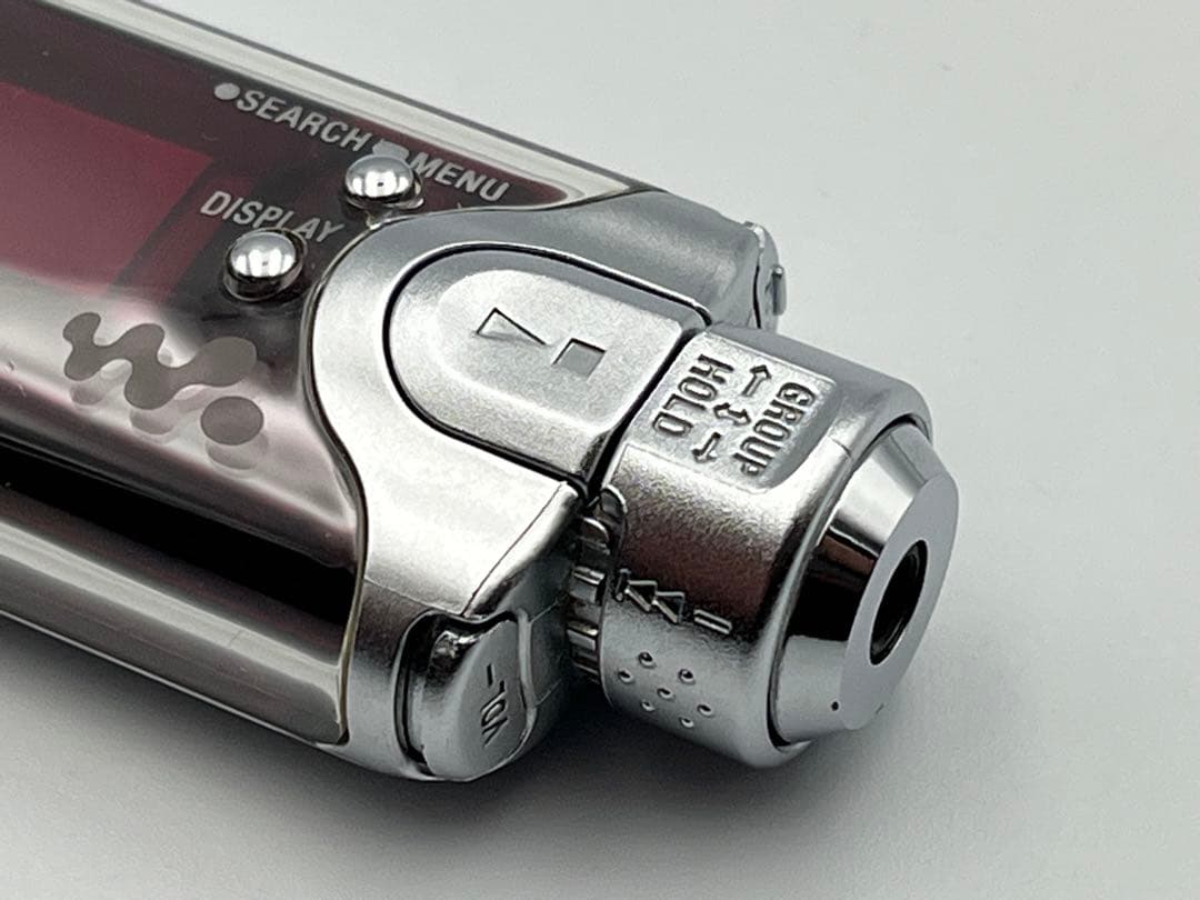 SONY WALKMAN ウォークマン NW-E405 レッド系