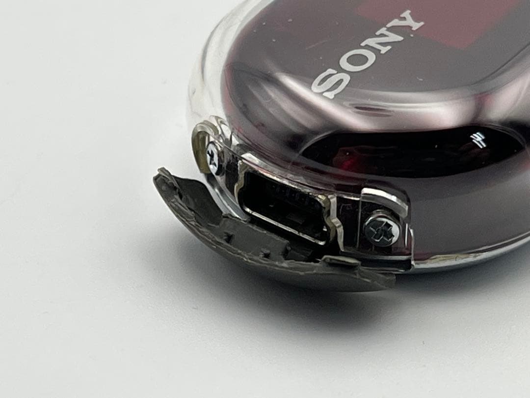 SONY WALKMAN ウォークマン NW-E405 レッド系