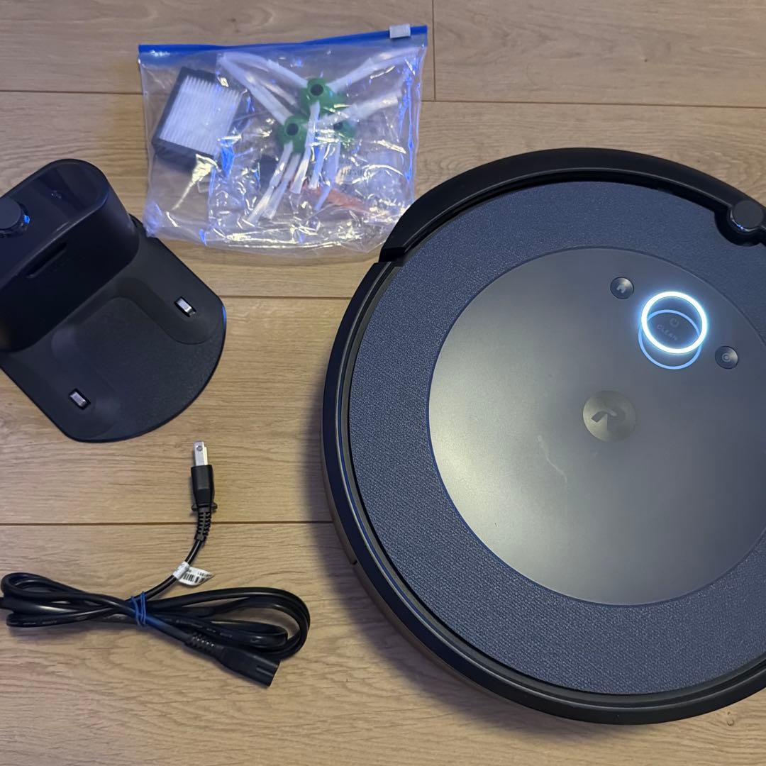 【2025年購入・消耗品新品】アイロボット ルンバ i5 豪華おまけ付