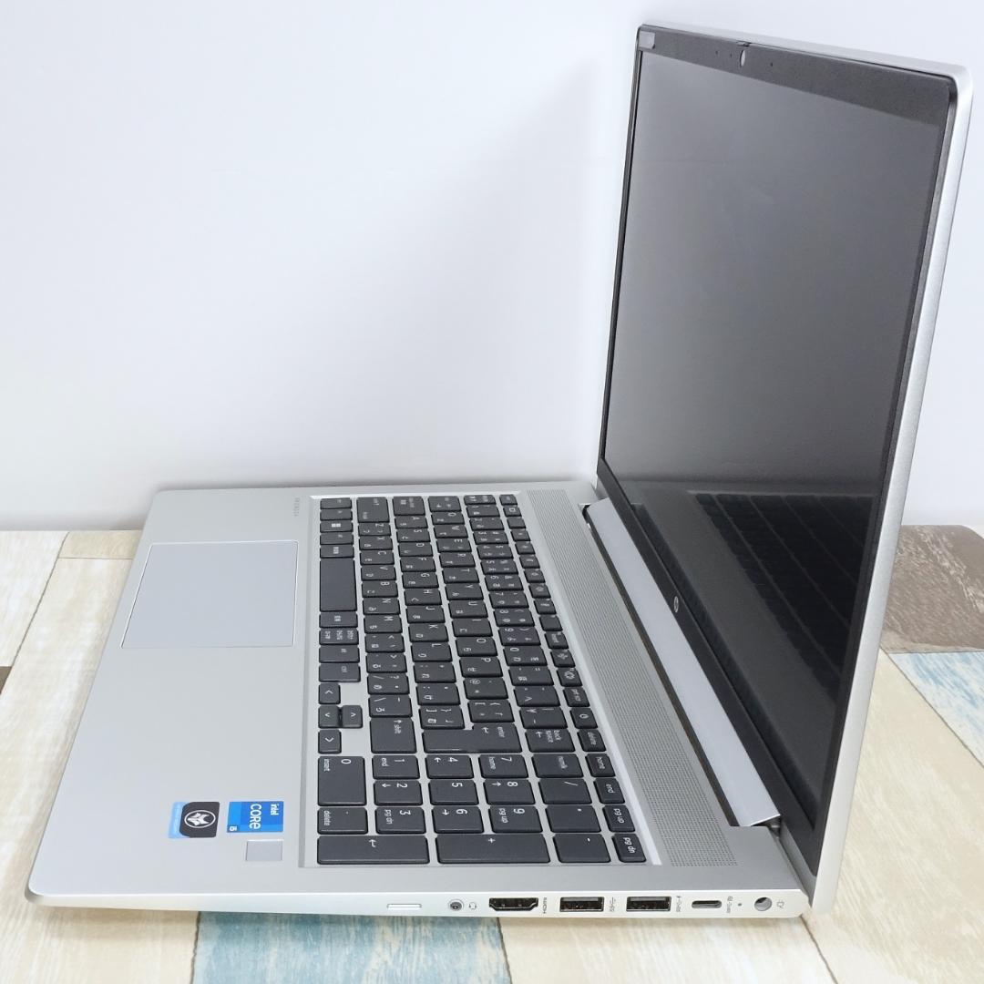 超高速ＳＳＤ２５６ＧＢ搭載✨極美品の東京生産✨１０コア１２スレの１２世代コアｉ５