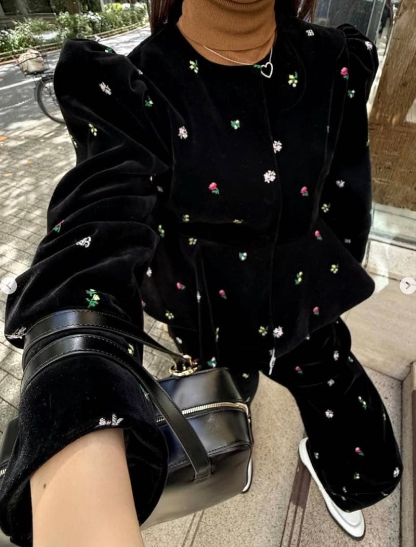 トップス B. STARRY PEPURAMU CARDIGAN bibiy