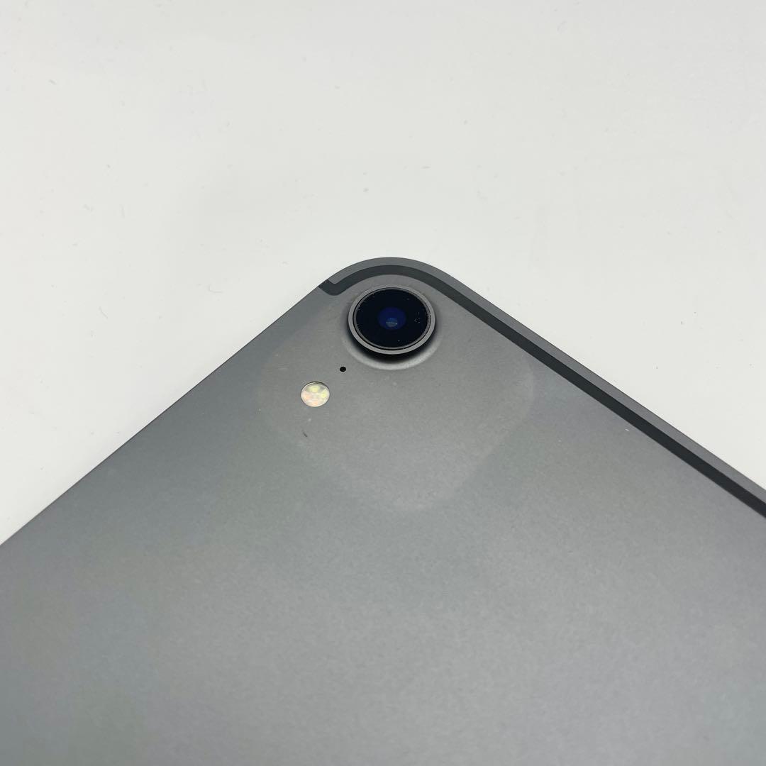 iPad Pro 11インチ 第1世代 セルラーモデル　64GB