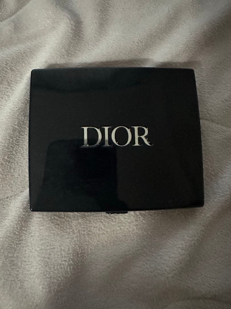 ディオール　アトリエモーヴ　アイシャドウ