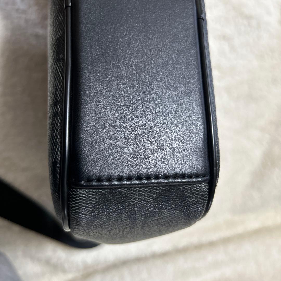 ぴかちゅうさん専用です！★超美品★COACH ブラック ショルダーバッグ