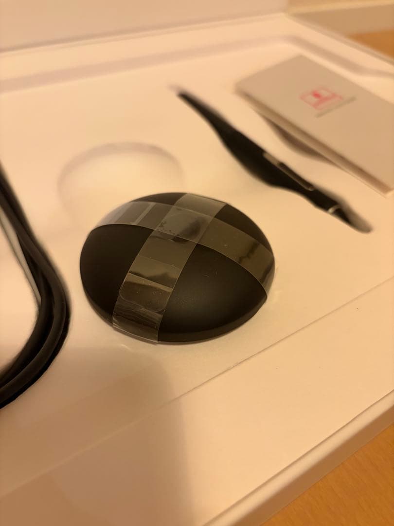 Wacom intuos Pro PTH-660 ペンタブレット　Mサイズ