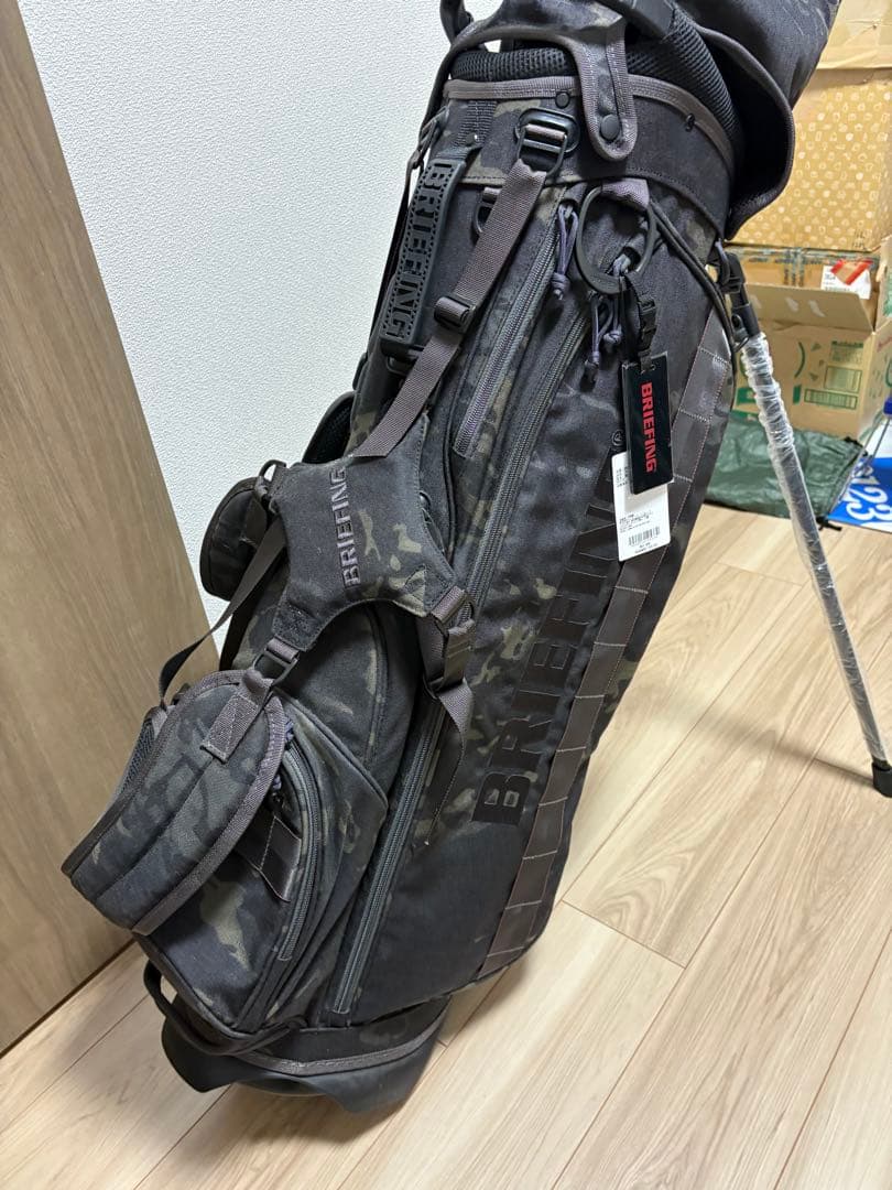 ブリーフィング　ブラックカモ　 キャディバッグ　未使用級