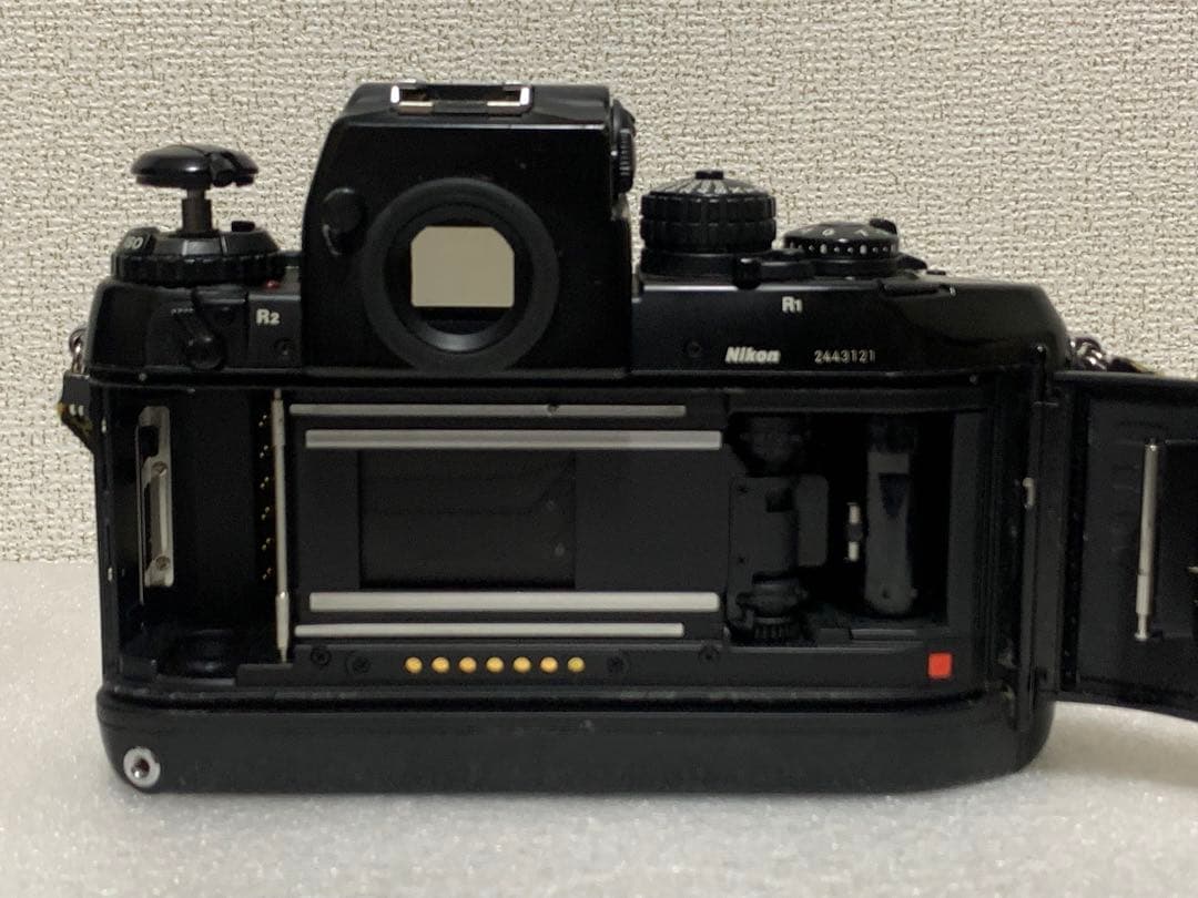 フィルムカメラ NIKON F4 1:1.2 50mm