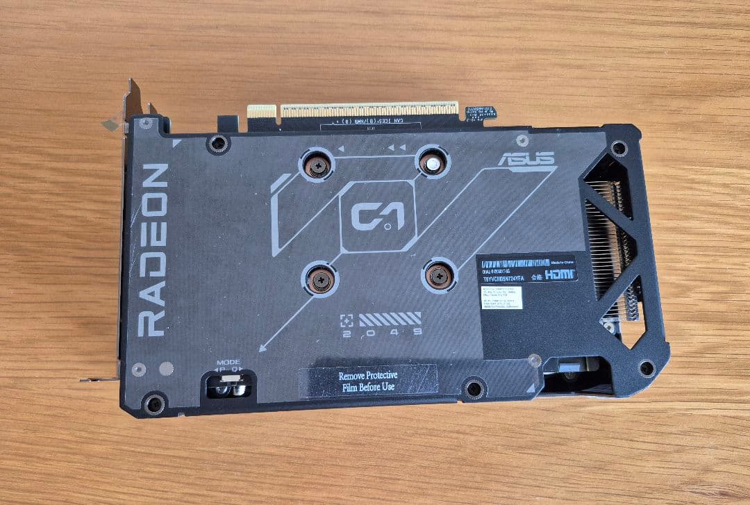 美品 ASUS Dual Radeon RX 9060 XT 8GB