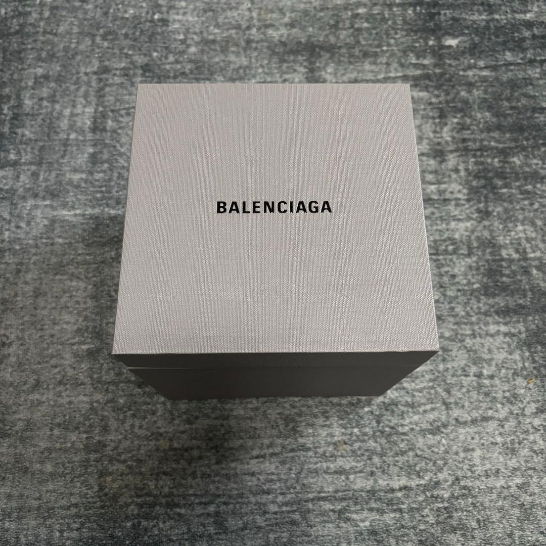 BALENCIAGA エッフェル塔 スノードーム　ノベリティ限定品