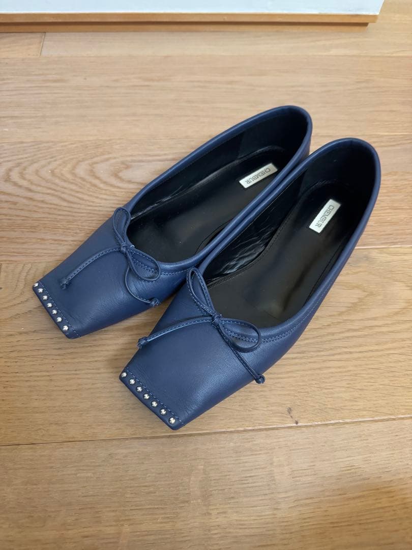 チェンバー　ネイビーフラットシューズ36.5