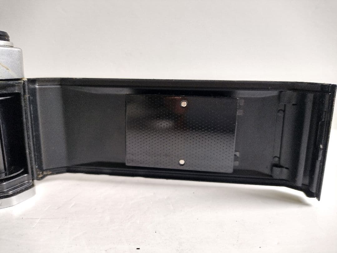 142【匿名配送】 ペンタックス SP 一眼レフ フィルムカメラ 露出計OK