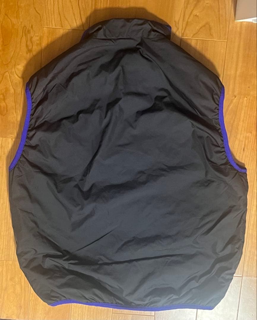 Patagonia パフボールベスト 黒/青
