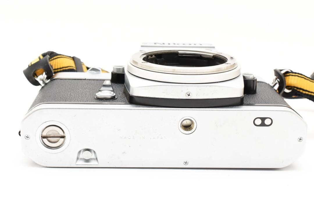 超美品　NIKON EL2 シルバー　フィルムカメラ　モルト新品交換済 B554