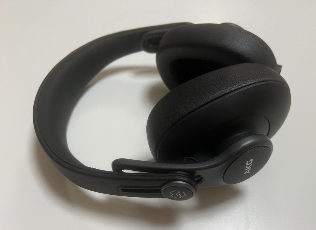 AKG K371 ヘッドホン