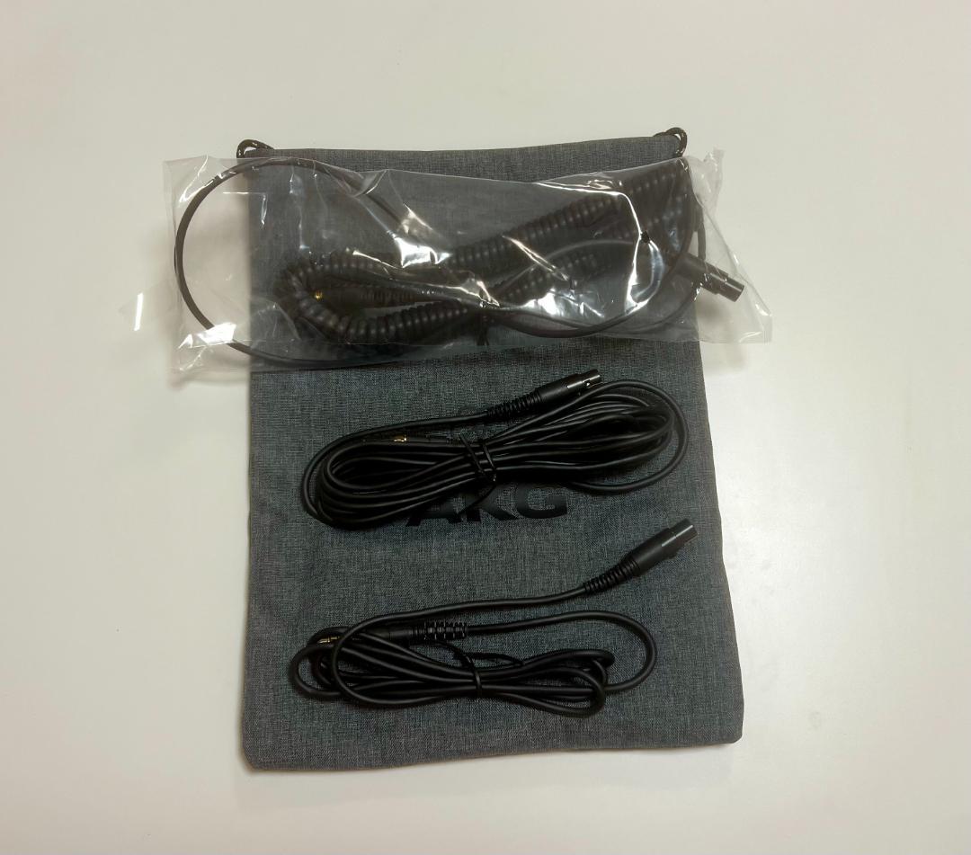 AKG K371 ヘッドホン