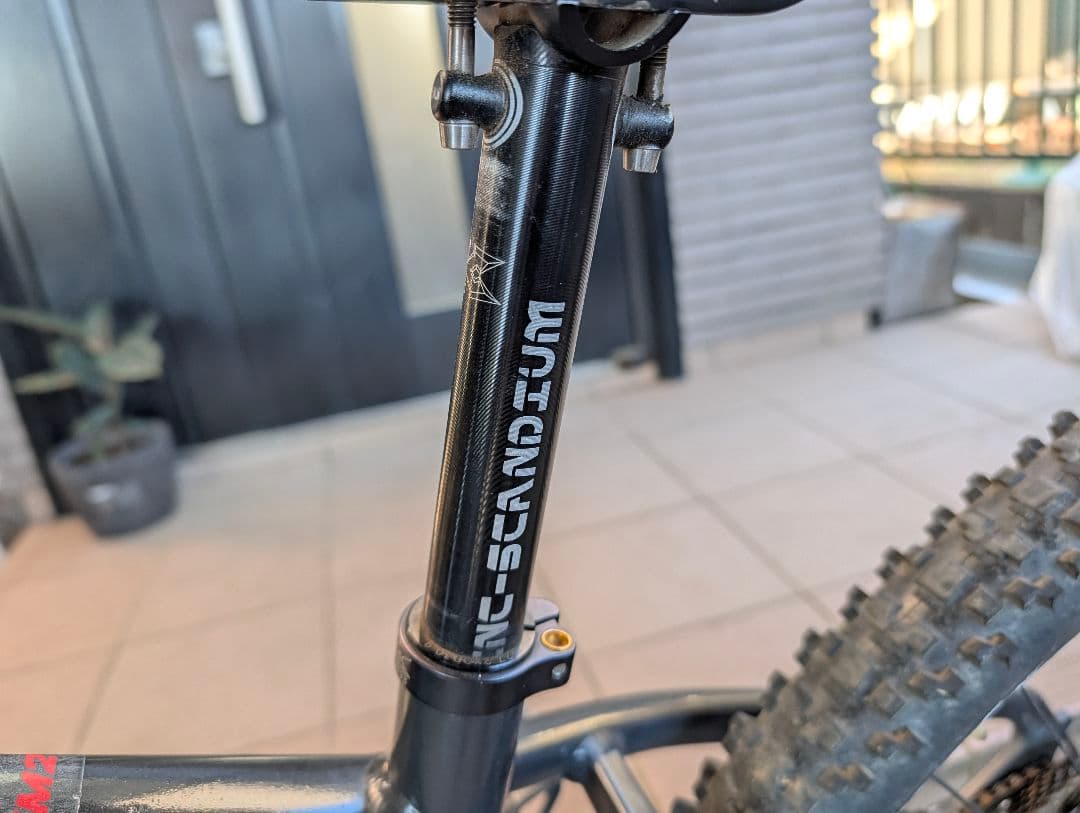 引き取り限定　千葉県船橋市　パナソニック　xm2