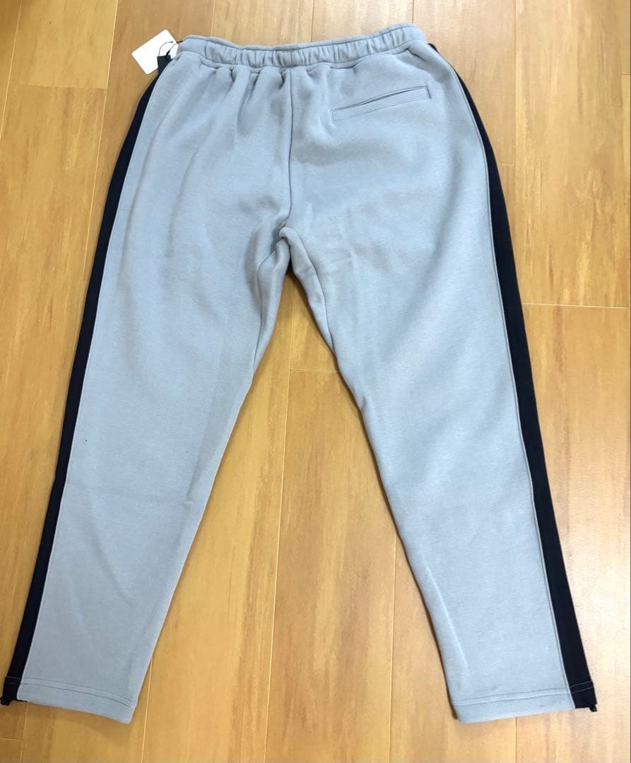 新品CRONOS パンツ