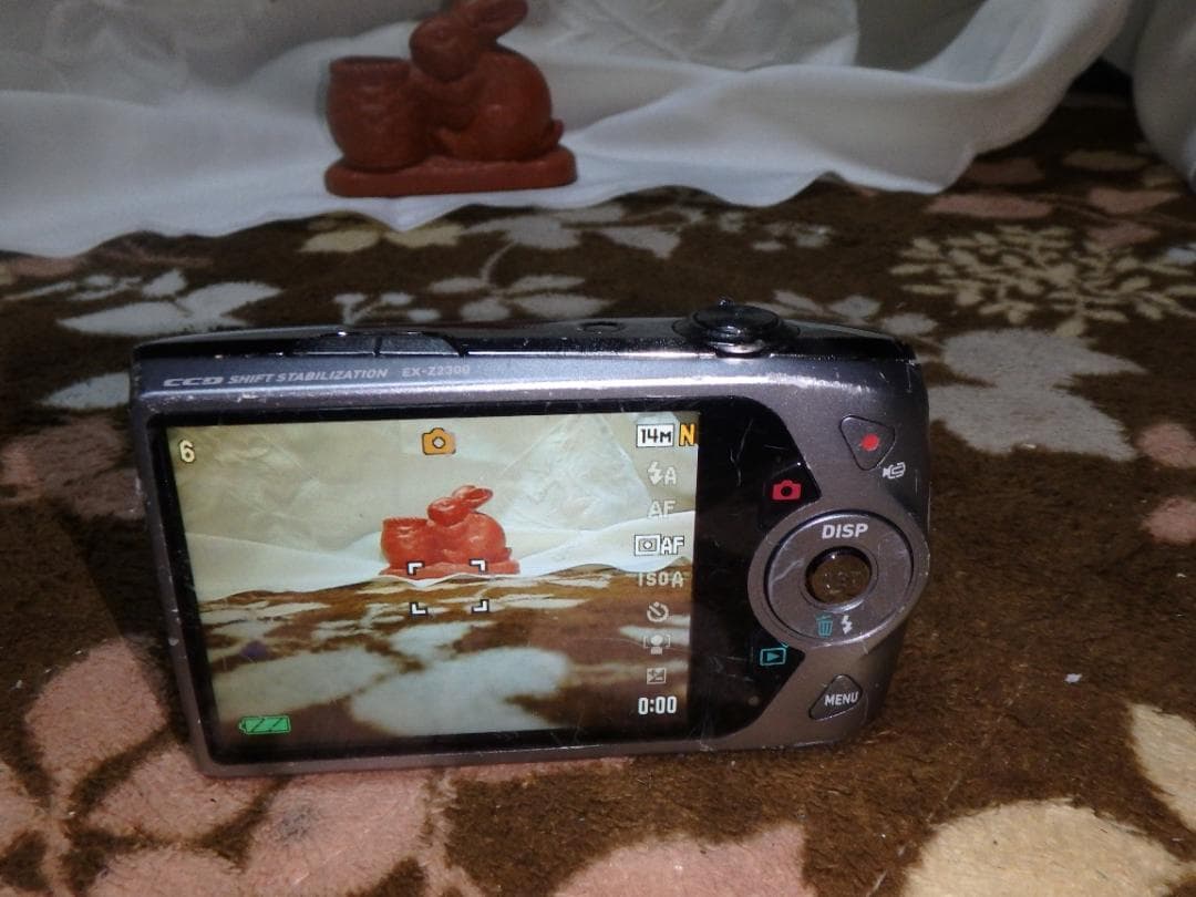 動作品 カシオ EX-Z2300 EXILIM デジタルカメラ ジャンク