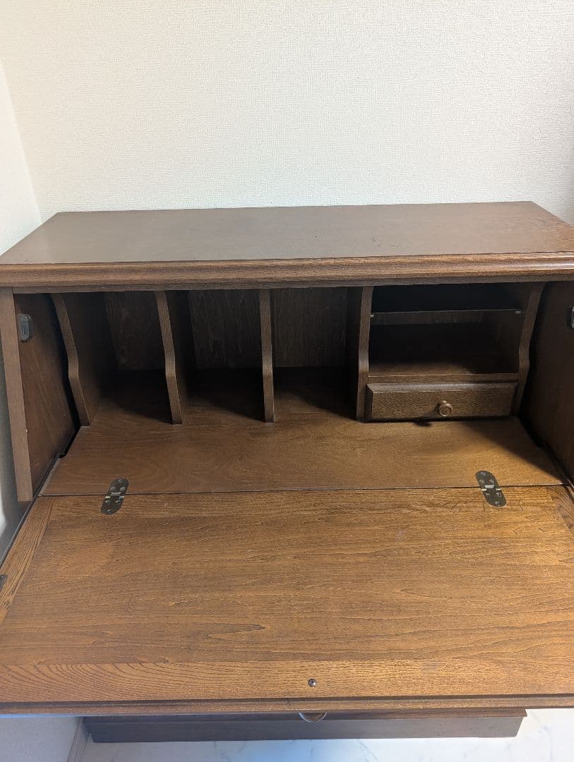 カリモク　ライティングビューロー