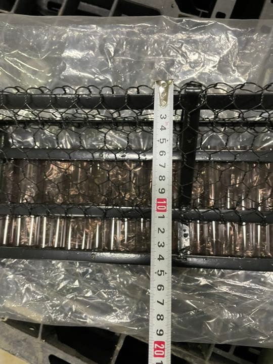 落雪防止金具　雪止め　太陽光