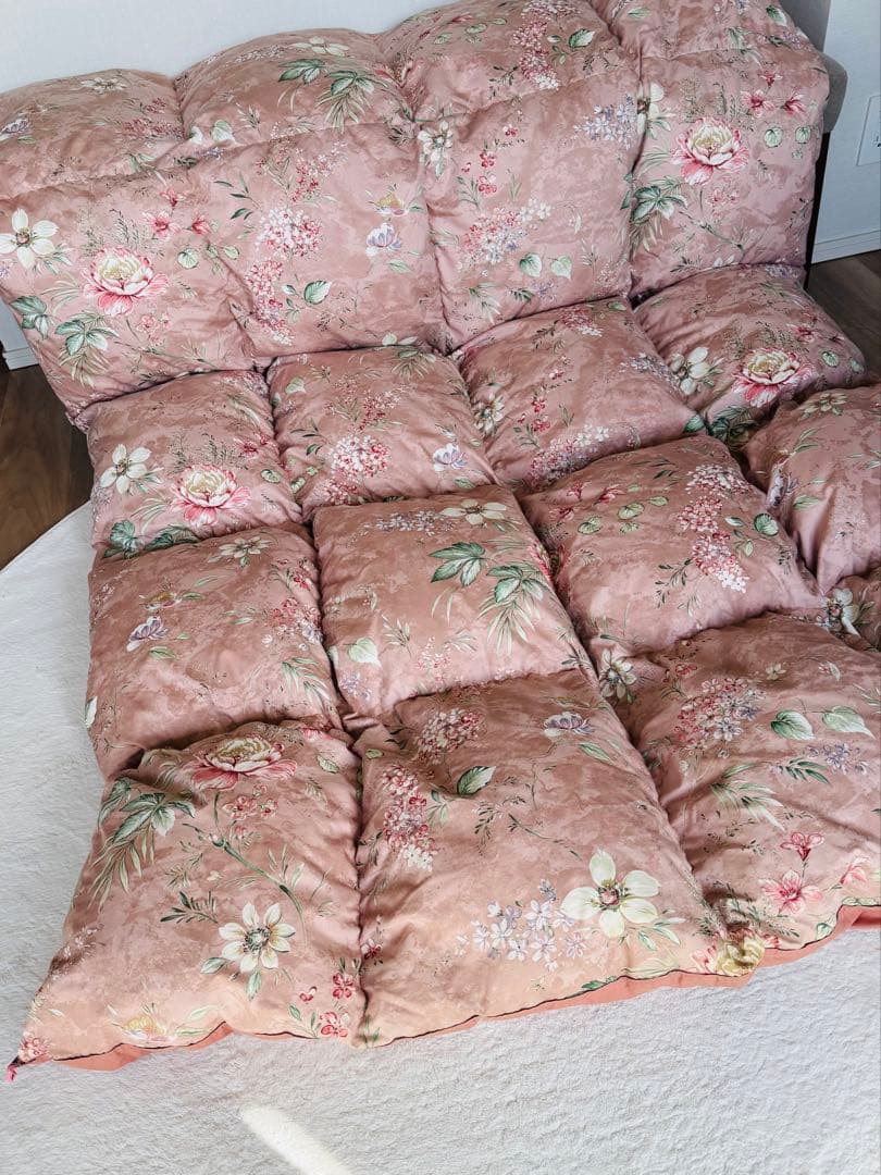 みっ 西川産業 Kremers シングルサイズ羽毛布団