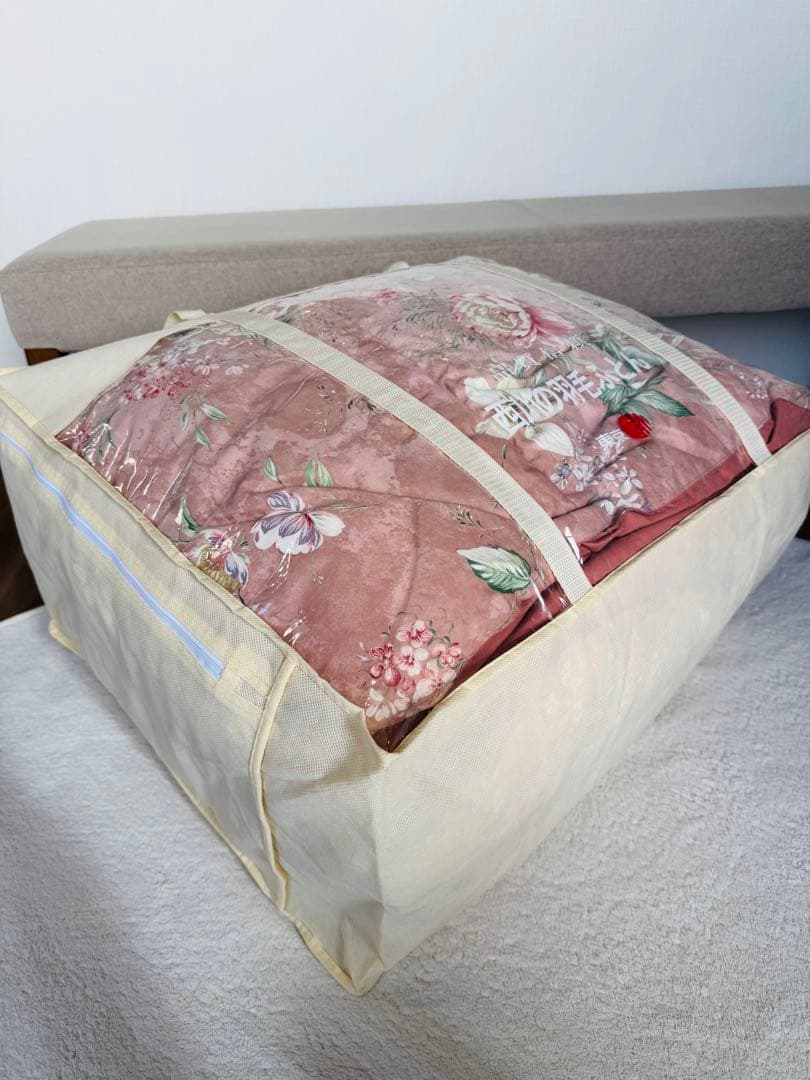 みっ 西川産業 Kremers シングルサイズ羽毛布団