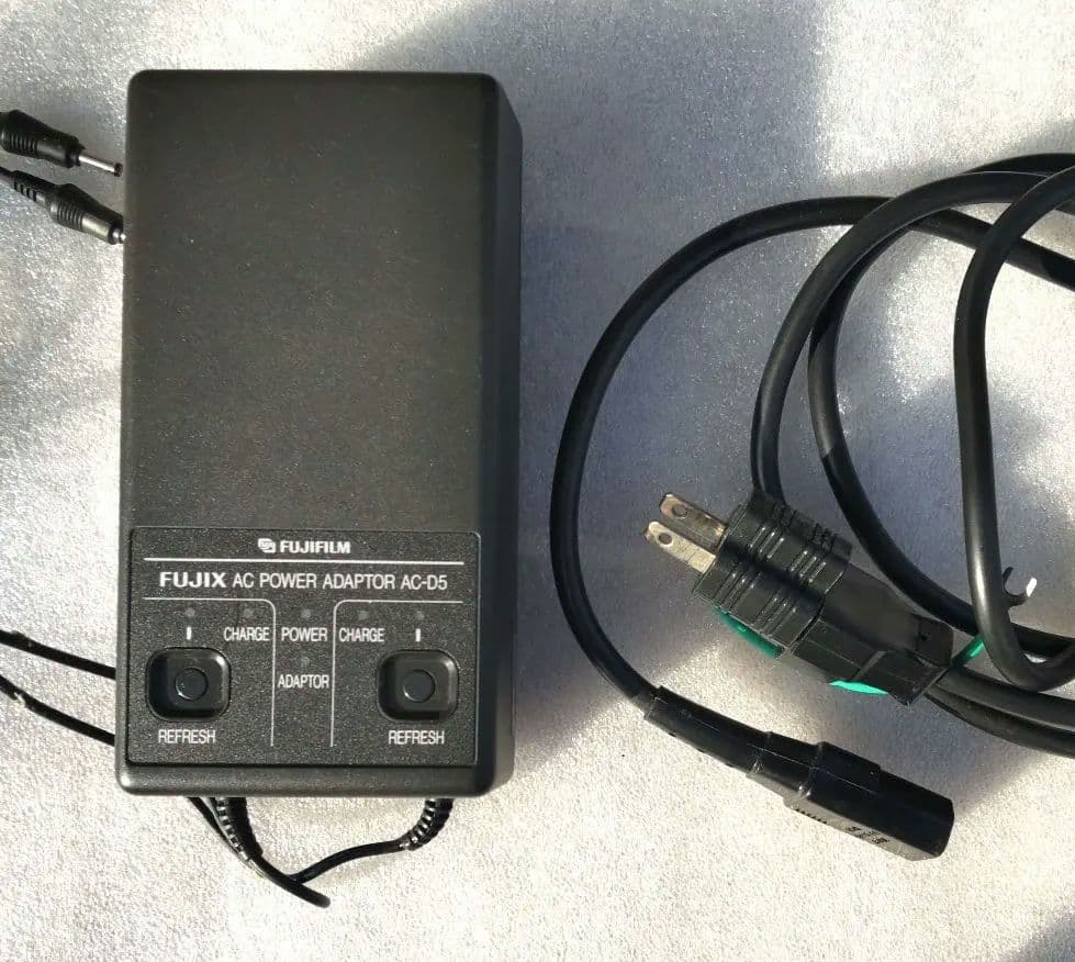 デジタルカメラ FUJIFIJM Fujix DS-505A