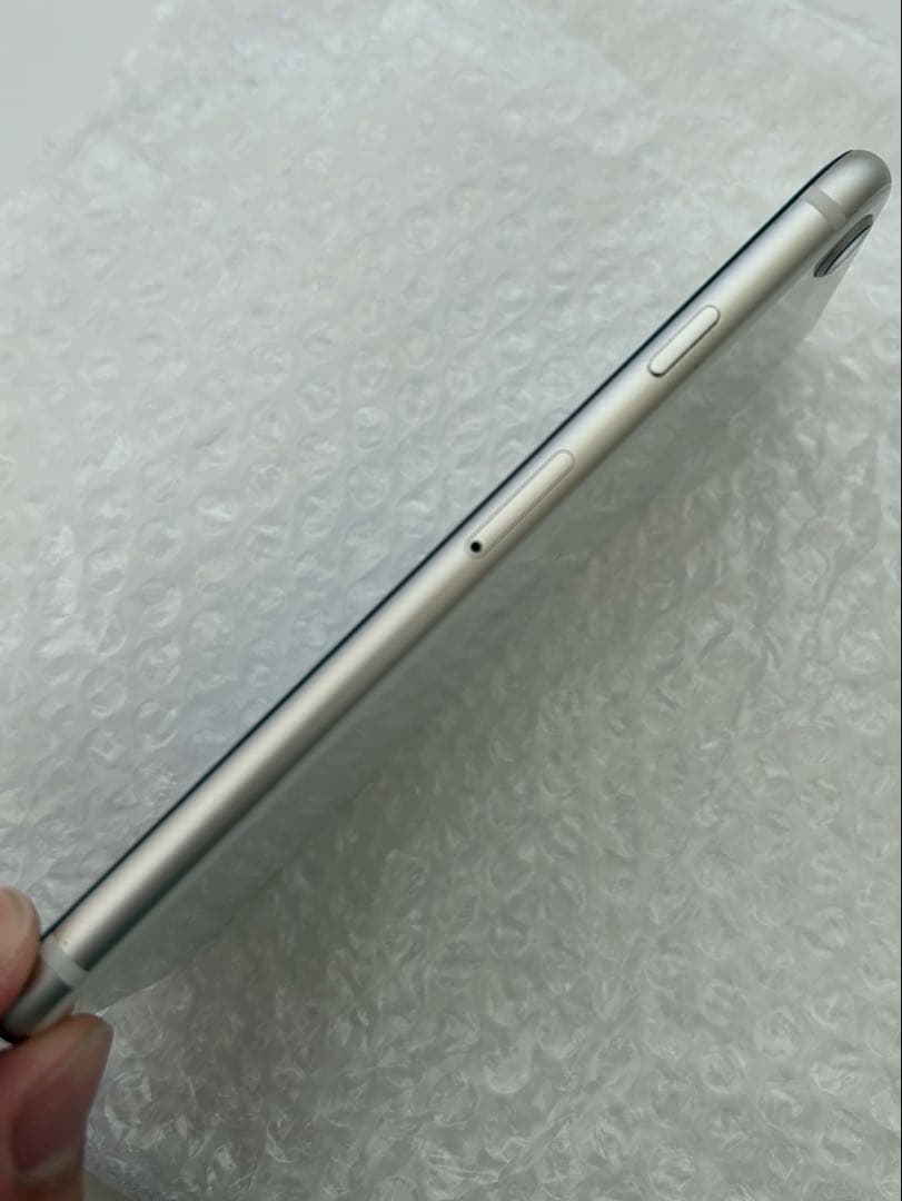 iPhone SE (第3世代) 64GB Starlight