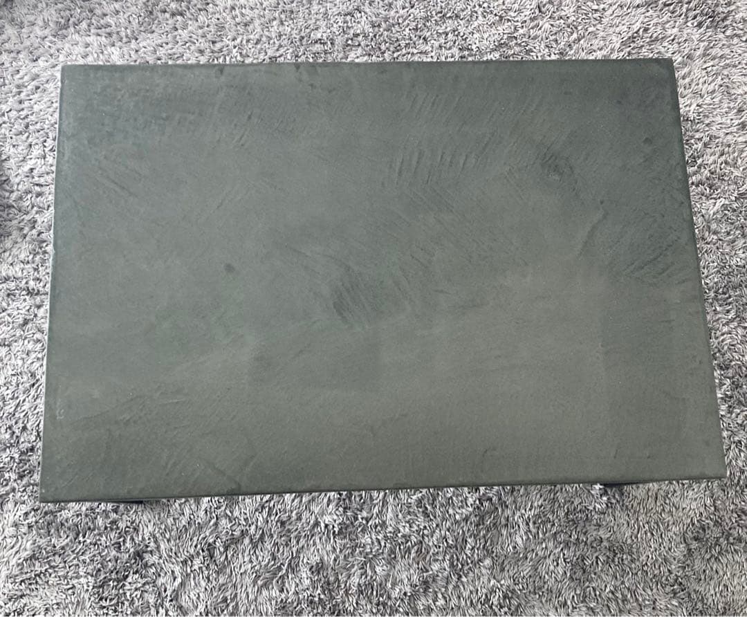 モールテックス　脚付ローテーブル