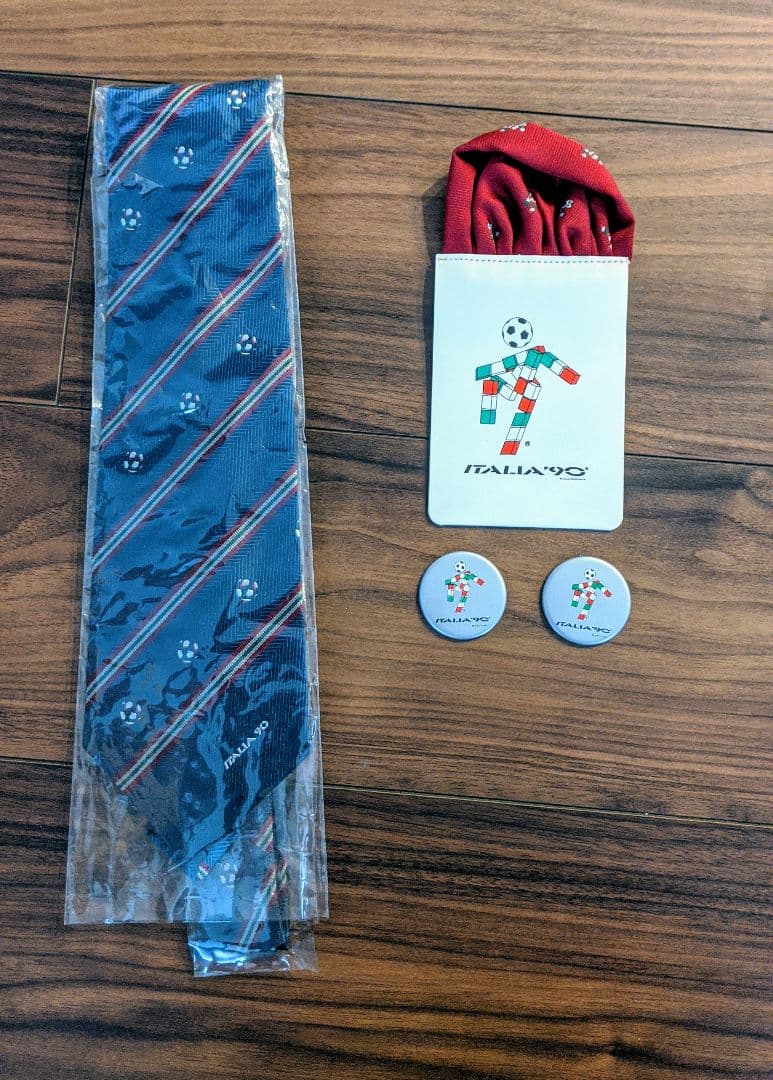 ｗ杯90年イタリア大会（イタリア90（イタリアノヴァンタ））記念グッズ