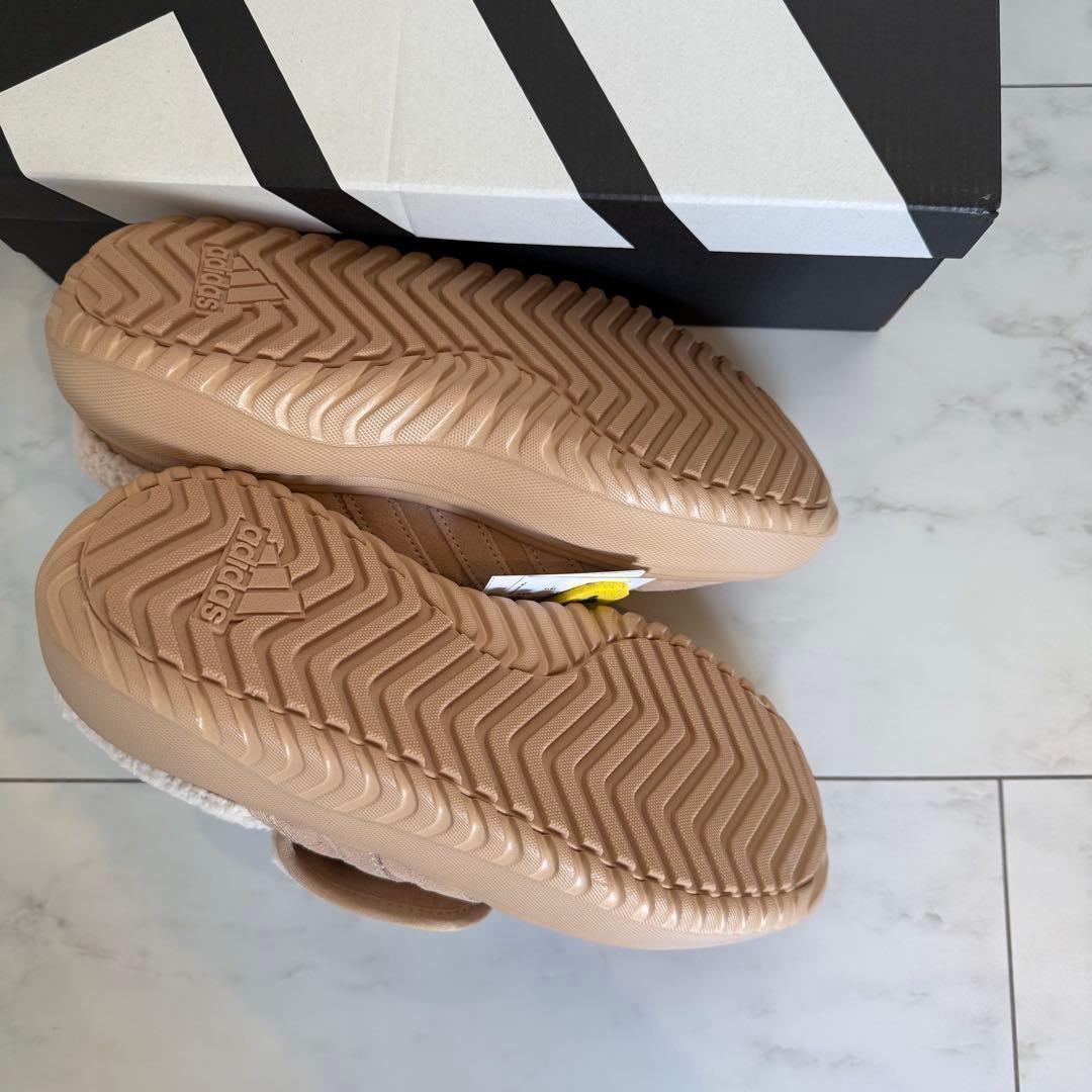 ラスト１点！韓国限定adidas GRAND COURT MULE 23.5cm