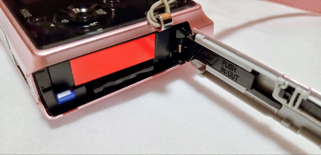 SONY Cyber-shot DSC-T20 バッテリー　記録メディア付属