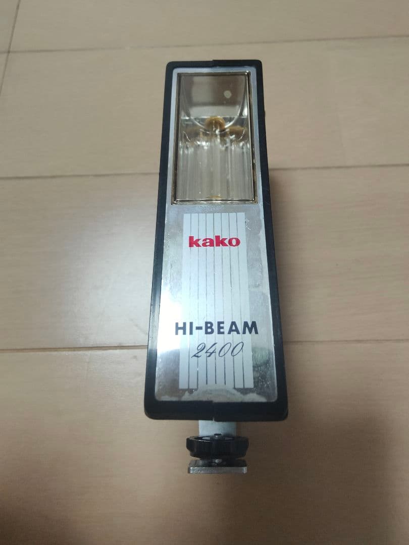 Nikomat EL フィルム一眼レフカメラ、 レンズ、ストロボ　3点セット