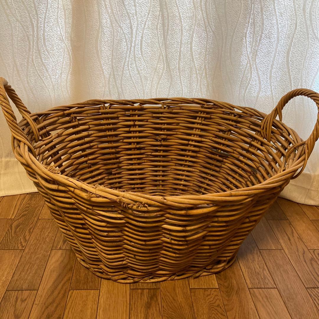 カゴ　特大　籐　2点