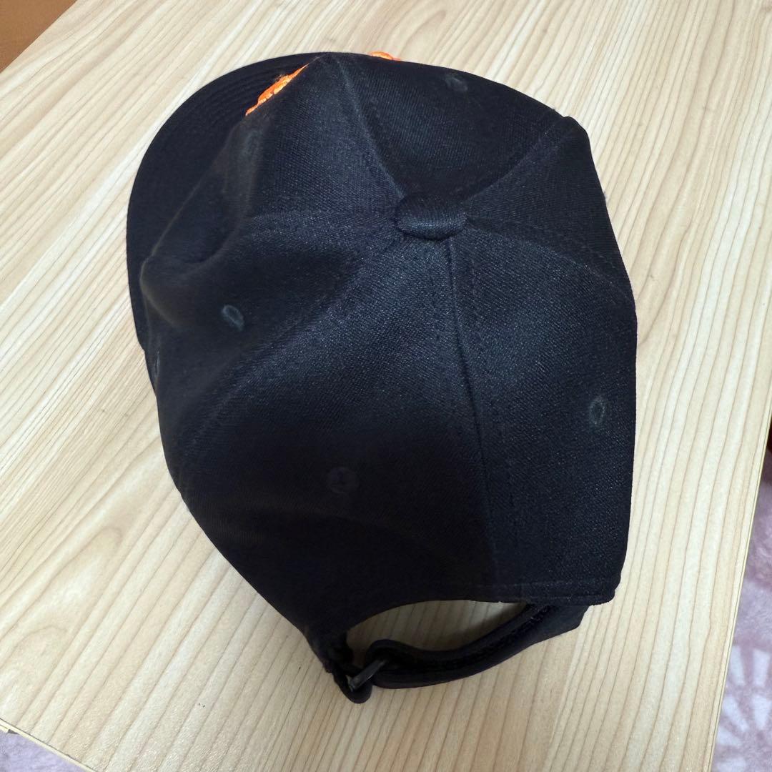 巨人 ジャイアンツ アンダーアーマー 黒 キャップ 野球帽