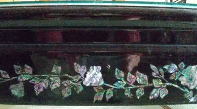 天然貝螺鈿細工の座卓