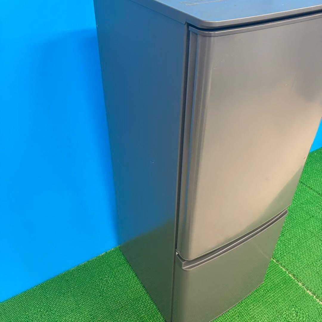 606 イチオシ！　冷蔵庫　小型　一人暮らし洗濯機も有　極美品　格安2024年製