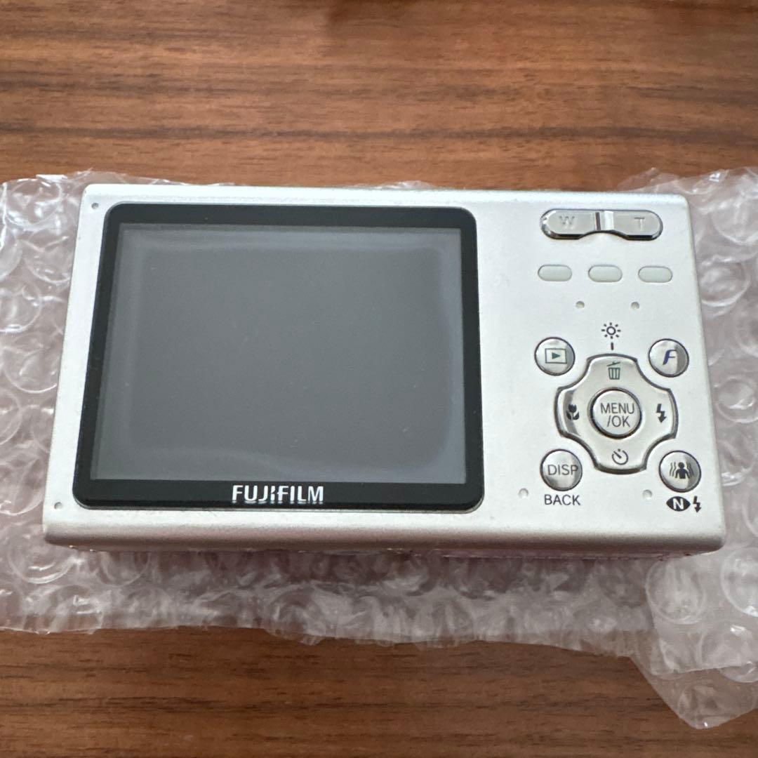 富士フィルム FINEPIX Z5 ベビーピンク デジカメ FUJIFILM