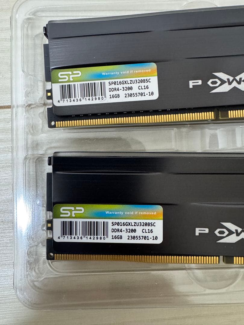 POWER 32GB DDR4 3200MHz メモリー
