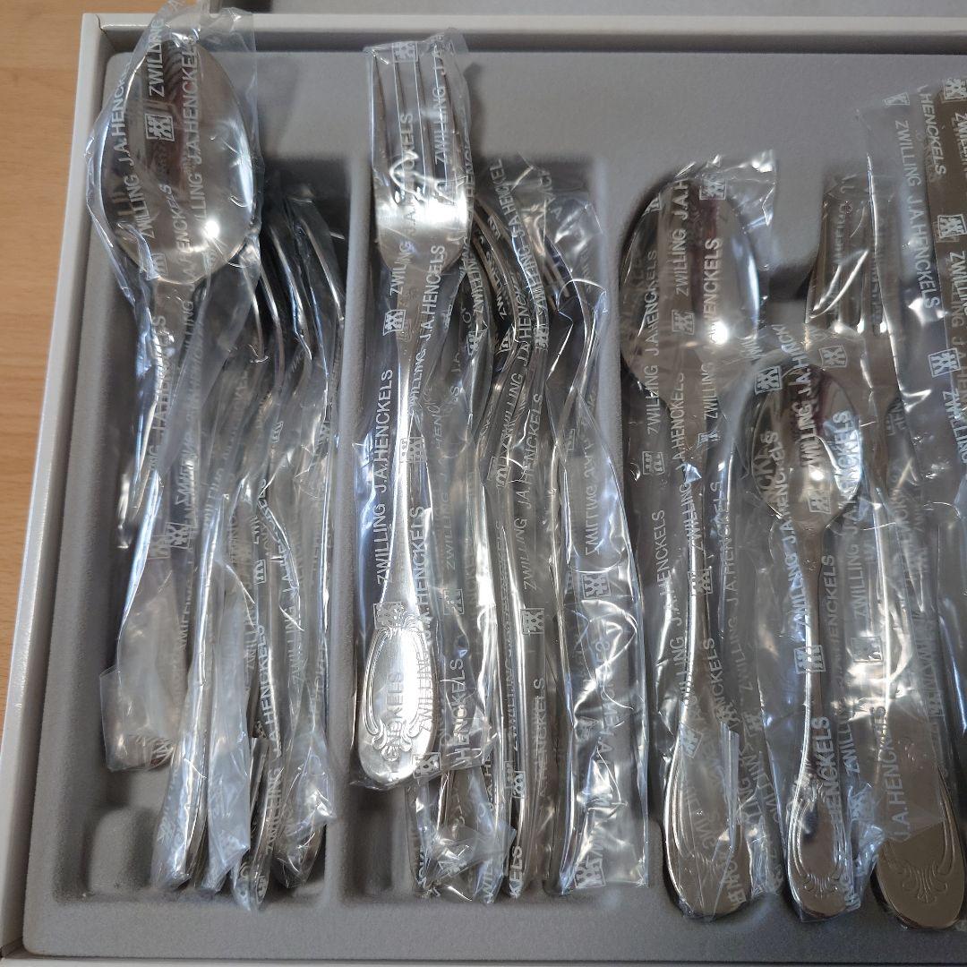 ZWILLING J.A. HENCKELS 　テーブルウェア