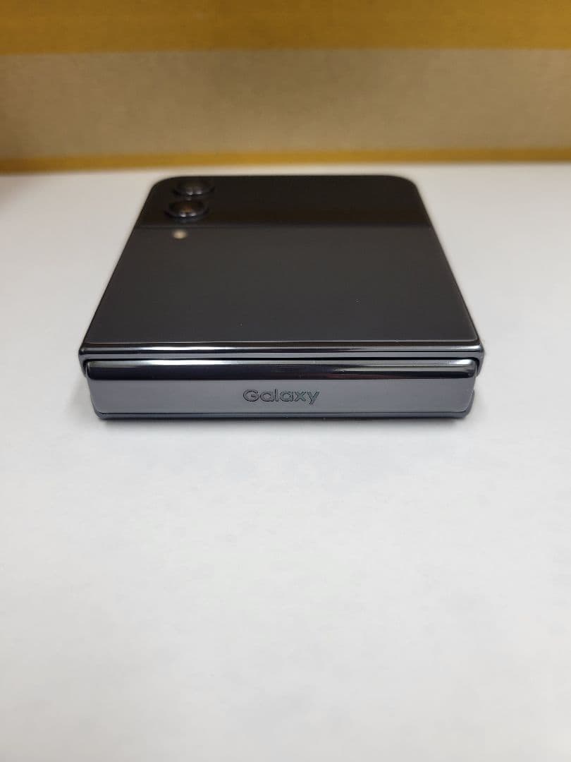 Galaxy Z Flip4 グラファイト 楽天版(SM-F721C)