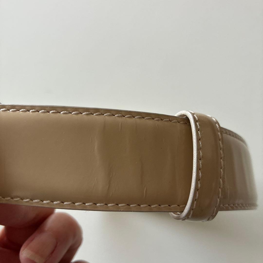 GUCCI ベージュ ベルト ゴールドバックル