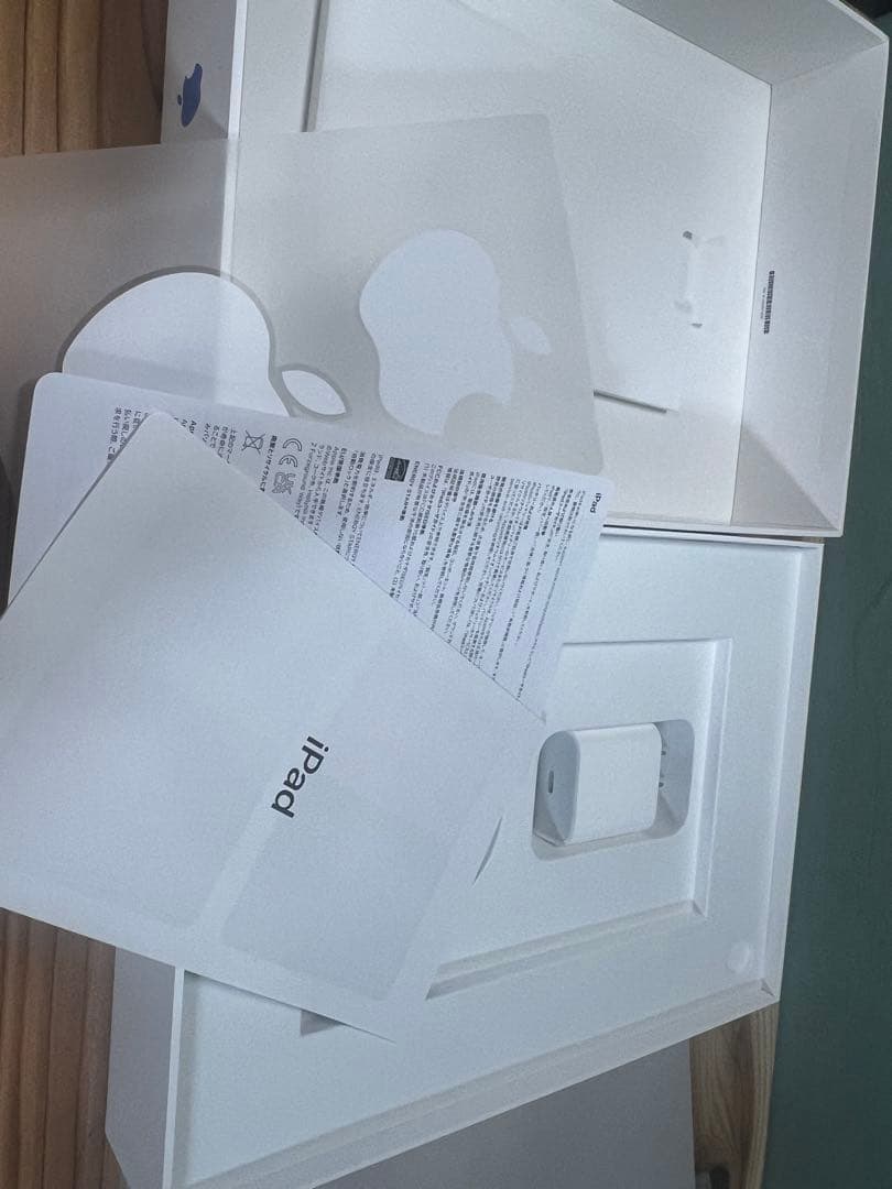 【美品】iPad 本体 ブルー 第10世代 64GB バッテリー容量100%