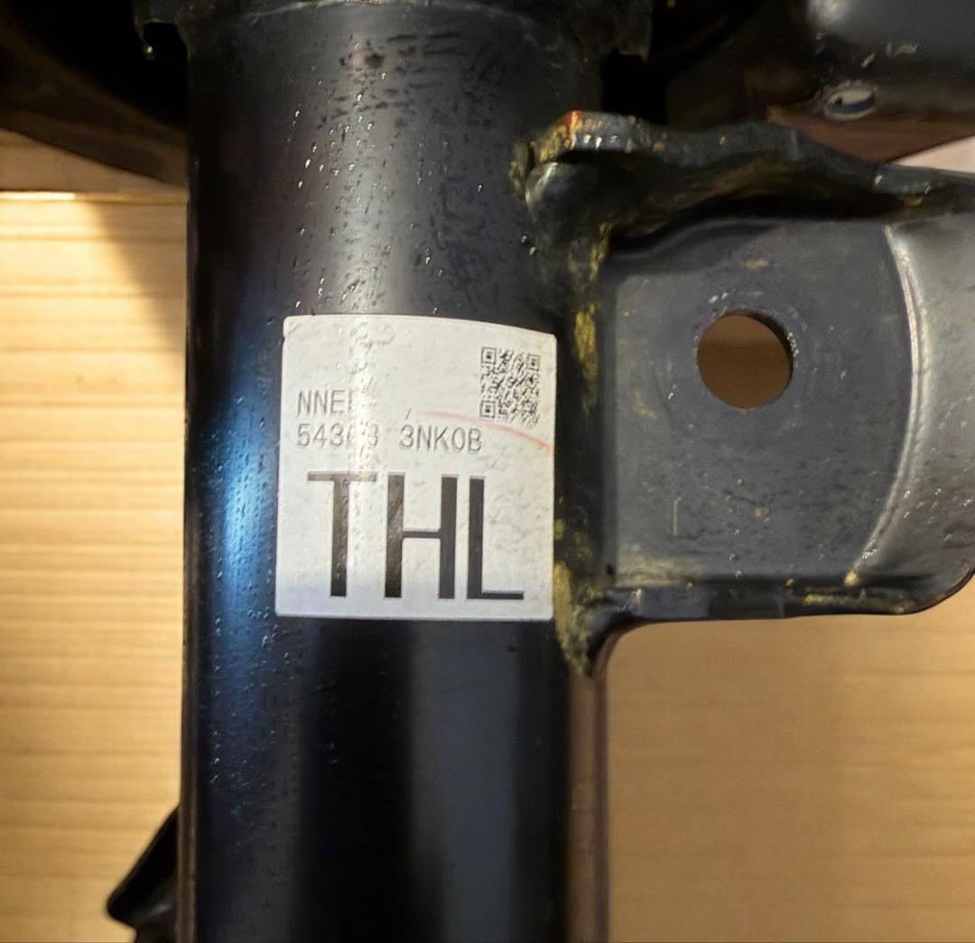 日産リーフ　AZE0　純正サスペンションキット ブーツ破れ無し