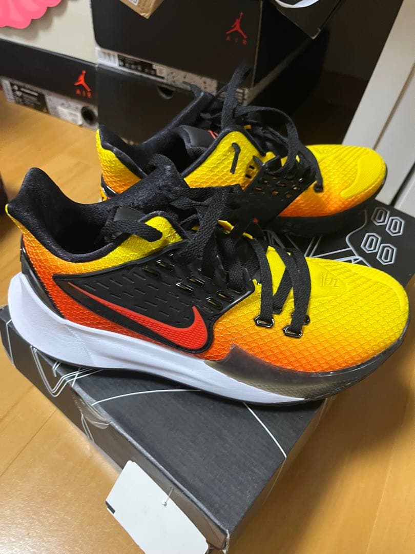 Nike Kyrie Low 2 ナイキ　カイリー ロー2