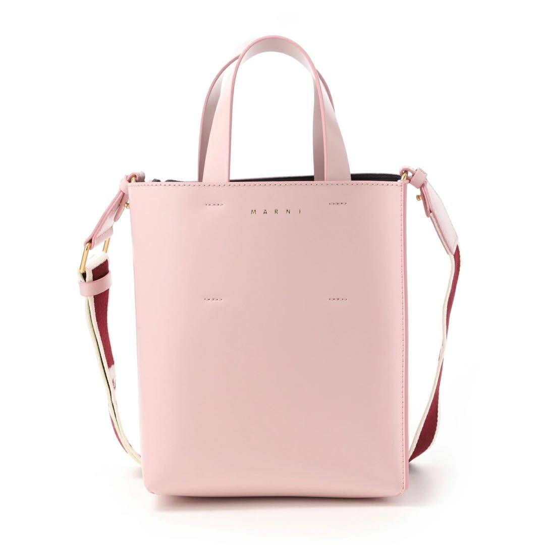 i*z様 MARNI ピンク ショルダーバッグ
