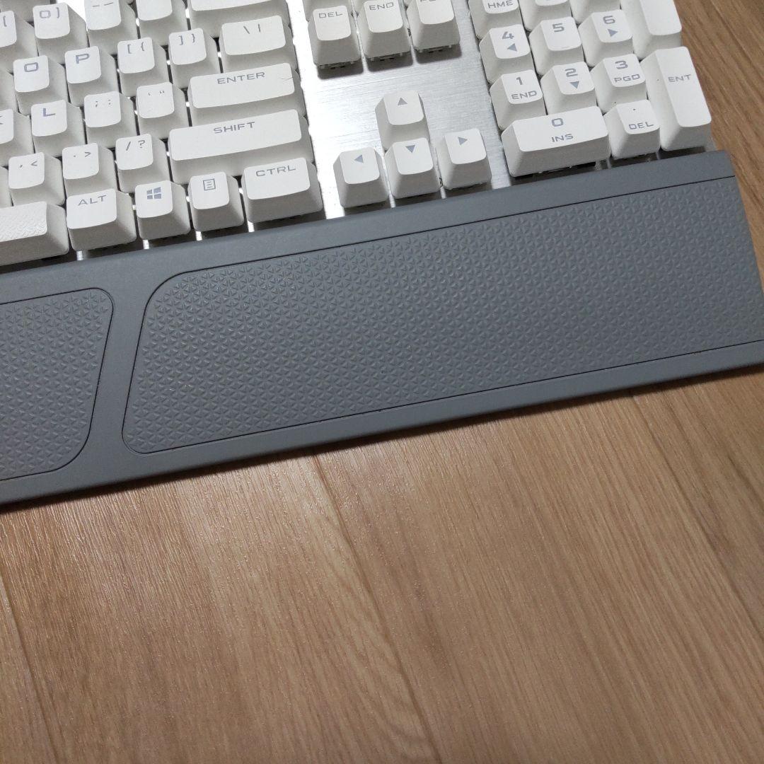 CORSAIR K70 RBG MK.2 SE ゲーミングキーボード