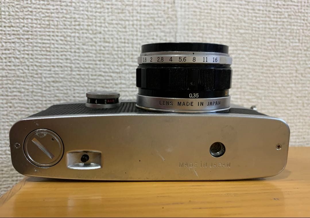 現状品　OLYMPUS PEN FTズイコ－ レンズ付き